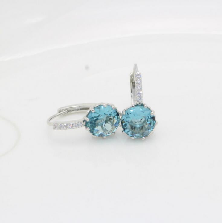 Zircon earrings