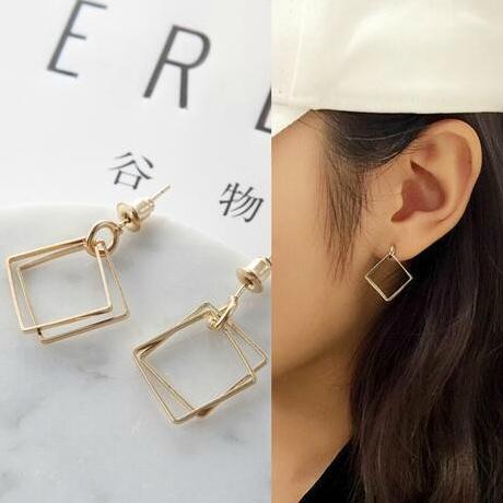 Geometric hollow diamond square earrings