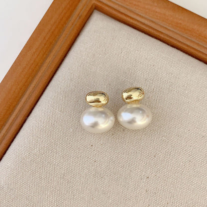 French luxury pearl earrings