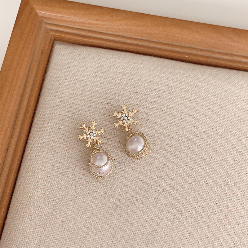 French luxury pearl earrings