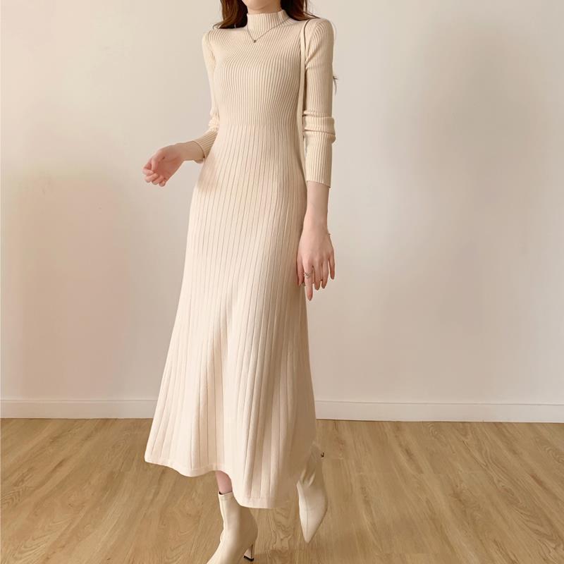 Half turtleneck inner bottoming a-line knitted dress