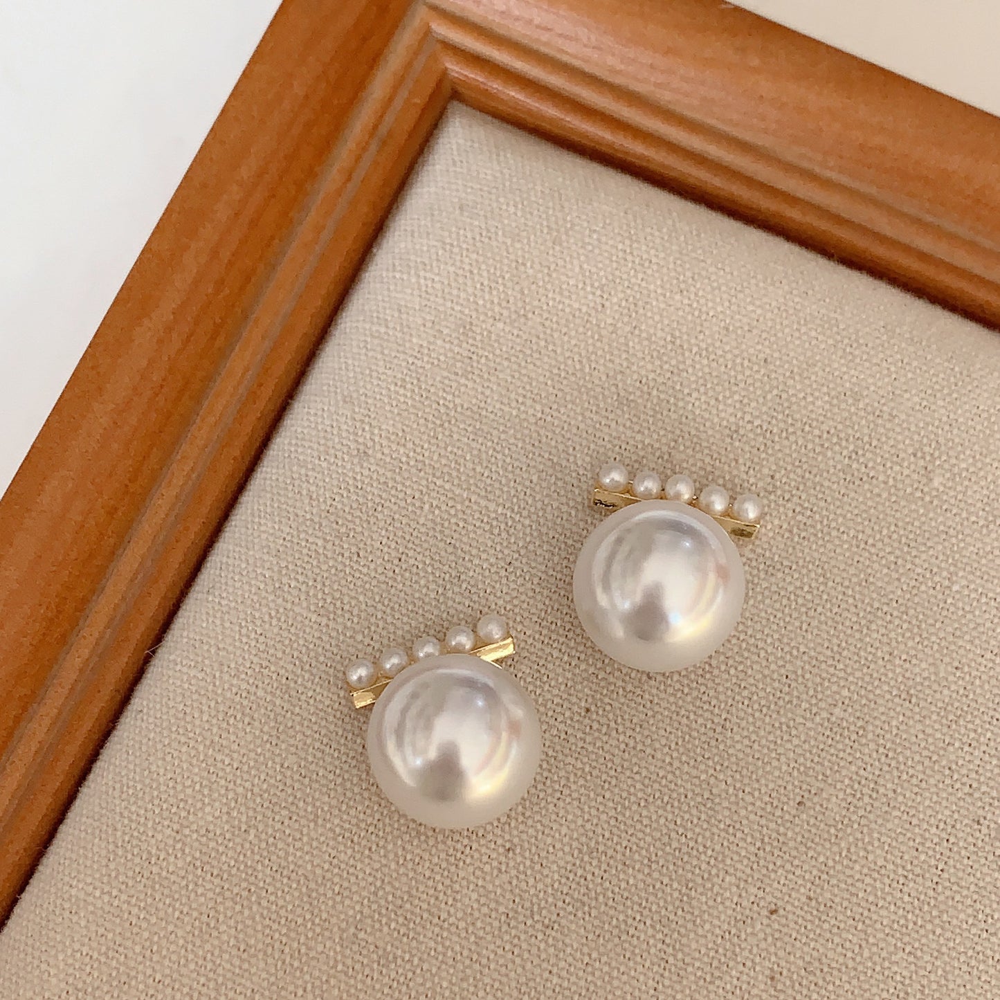 French luxury pearl earrings